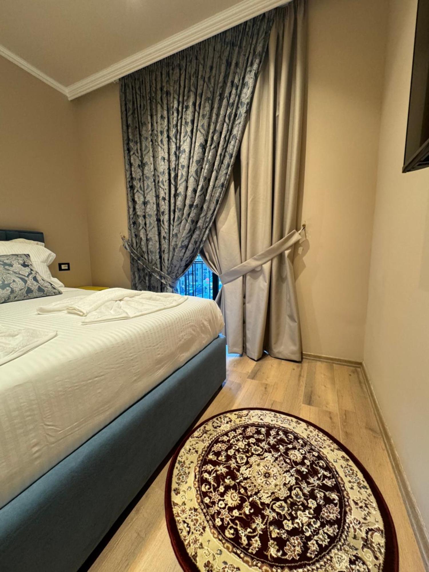 Hotel Gjika Tirana Exteriér fotografie